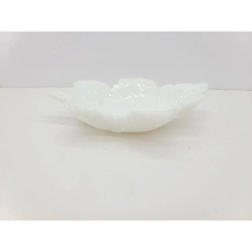 Vintage Westmoreland Milk Glass Maple Leaf Dish